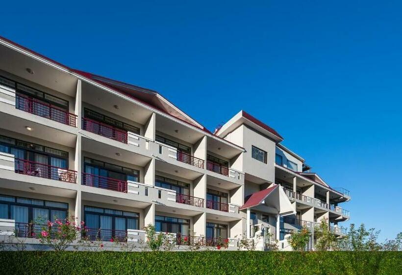 酒店 Revathi Resorts