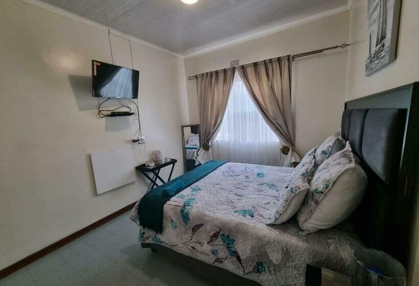 پانسیون 016 Guest House