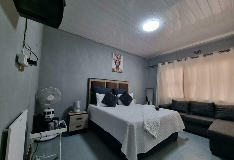 پانسیون 016 Guest House