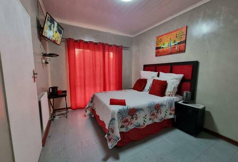 پانسیون 016 Guest House