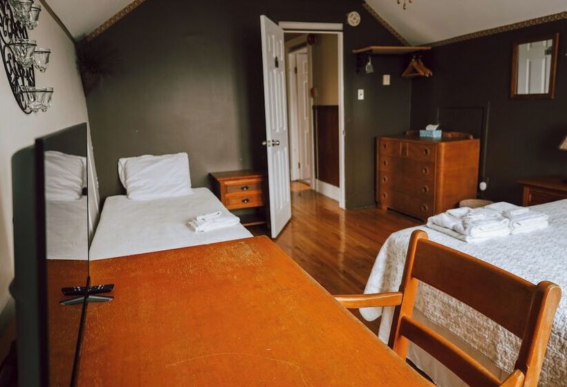 ペンション Auberge L Orpailleur