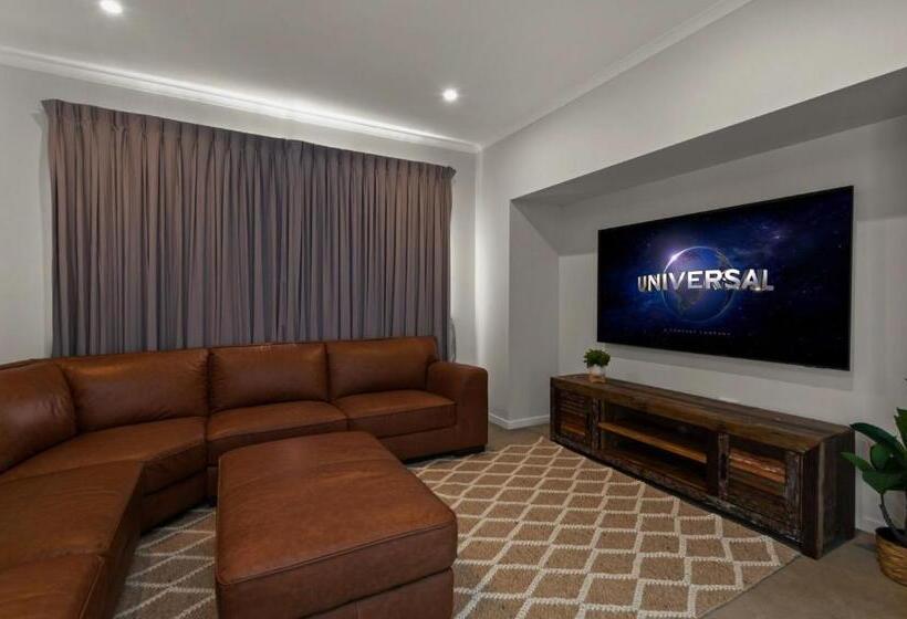 Sea Sand And Serenity At Stockton   Stunning Sophistication