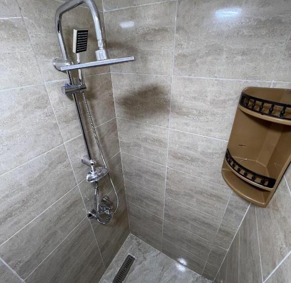 Z3 Hostel