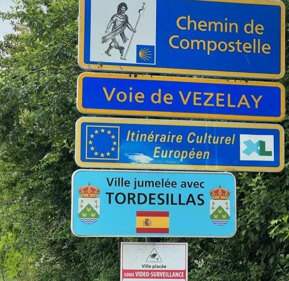 مبيت وإفطار La Chaise Haute