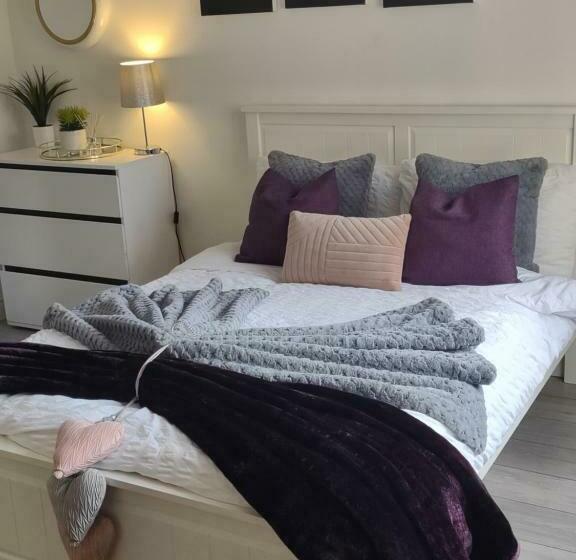 De Luxe Apart