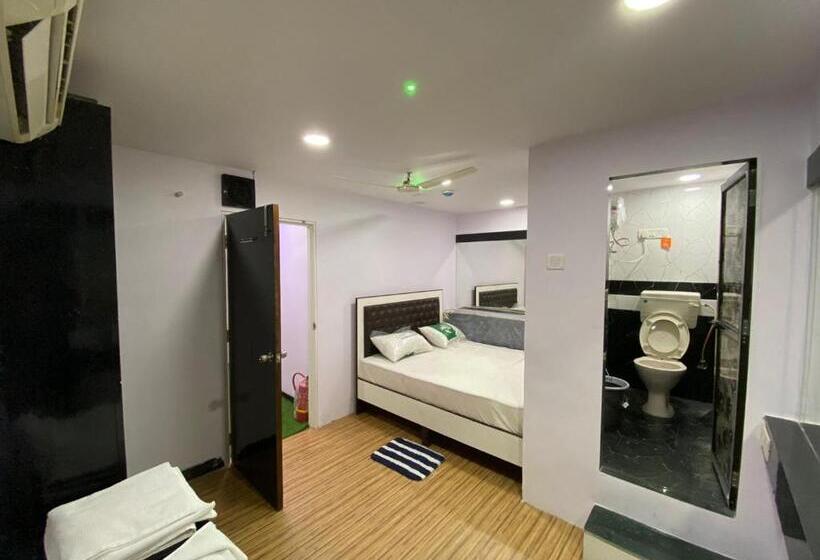 هتل Sangam Residency
