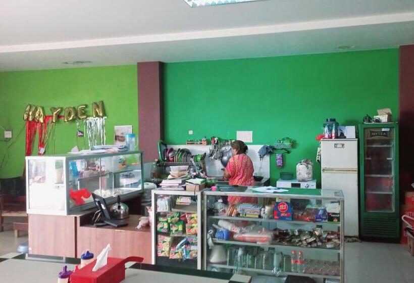 هتل Spot On 91336 Guesthouse Tarumanegara