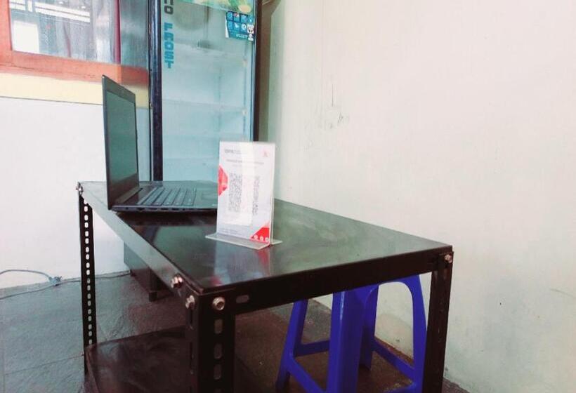 هتل Spot On 91336 Guesthouse Tarumanegara