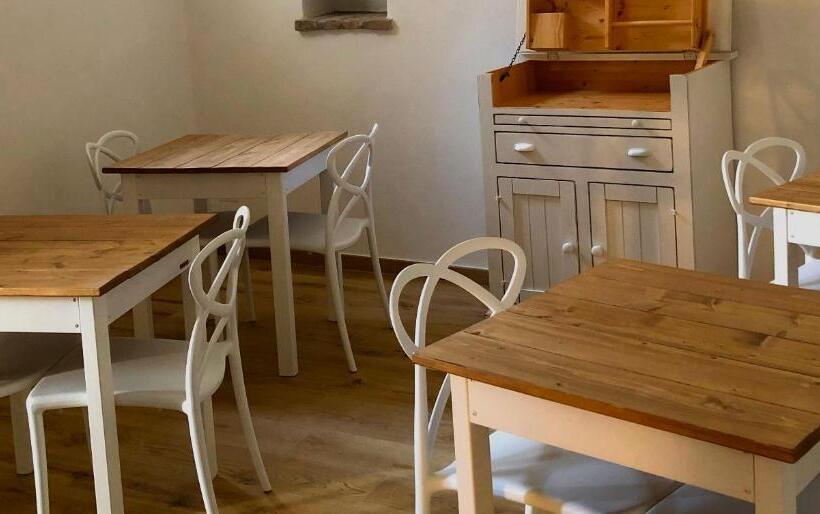 פנסיון Federico Ii   Rooms And Breakfast