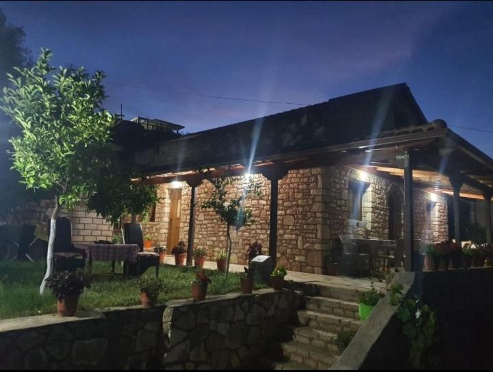 پانسیون Vokopola Villa