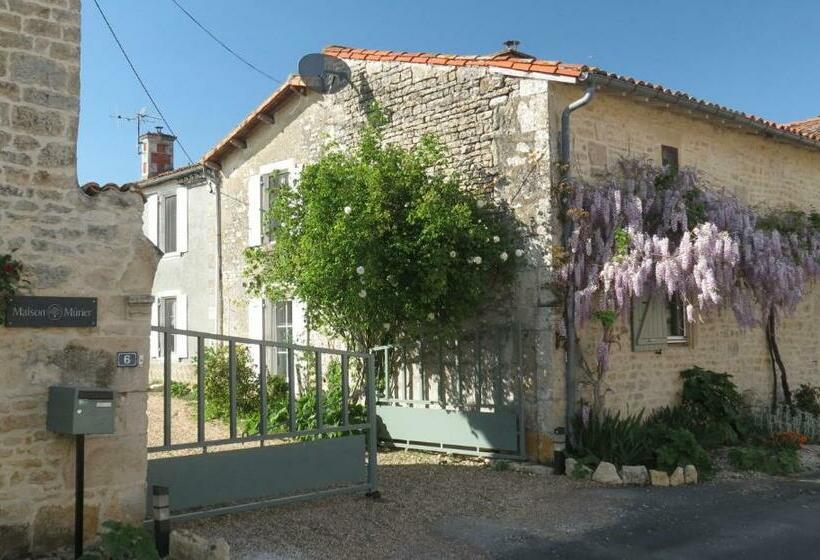 ベッドアンドブレックファースト La Maison Mûrier