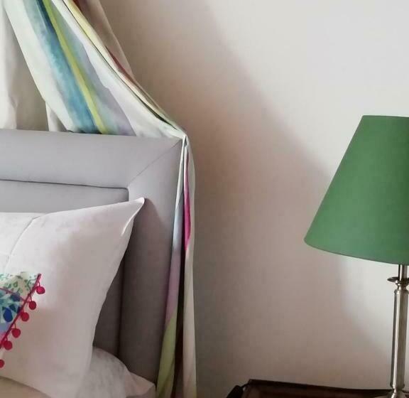 ベッドアンドブレックファースト La Maison Mûrier