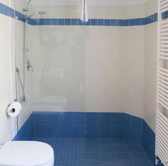 צימר Moncrivel Rooms & Relax