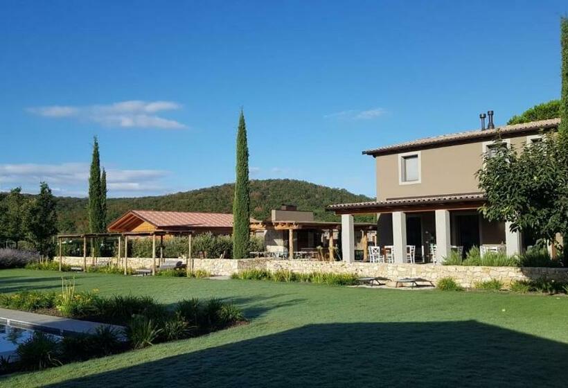 هتل Agriturismo Resort Il Foionco