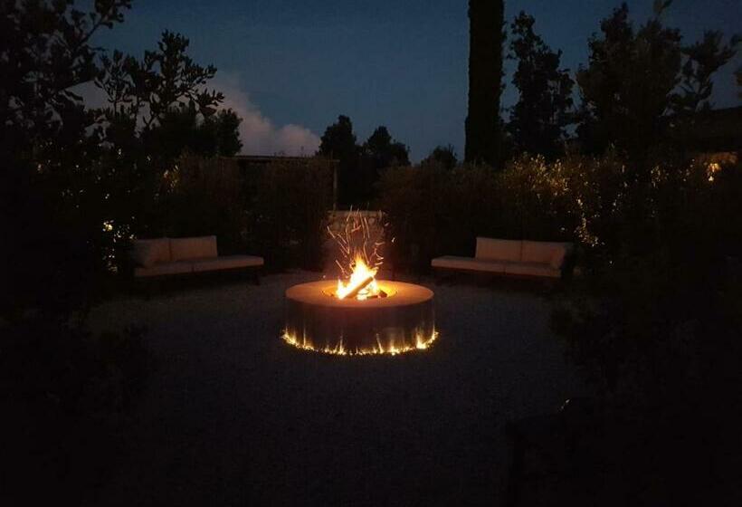 هتل Agriturismo Resort Il Foionco