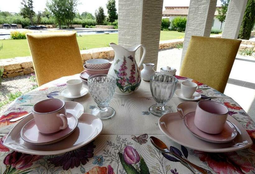 هتل Agriturismo Resort Il Foionco