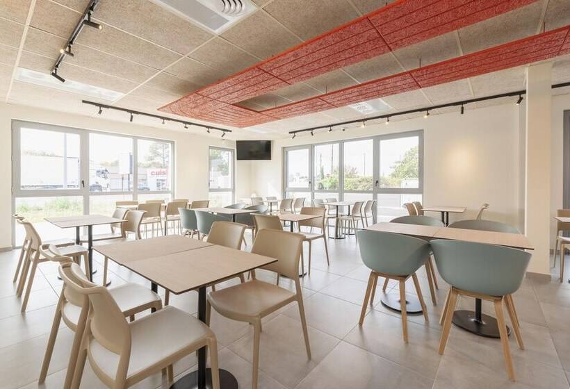 فندق Ibis Budget Mont De Marsan