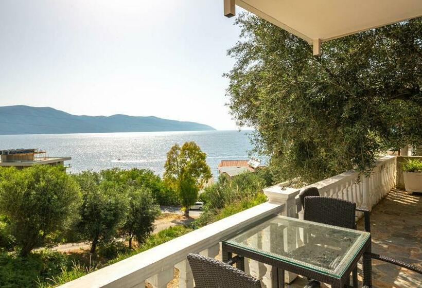 פנסיון Villa 69   Jonufer