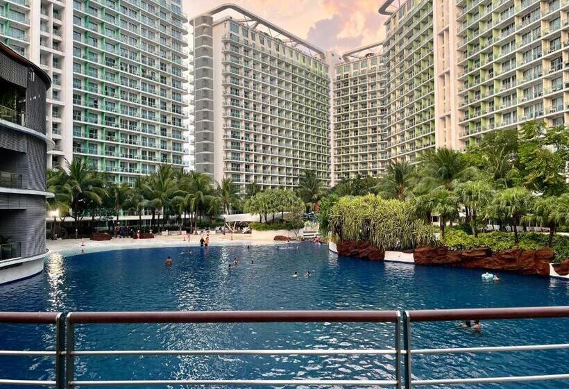Azure Pool View W/ Netflix & Wifi Boracay Tower