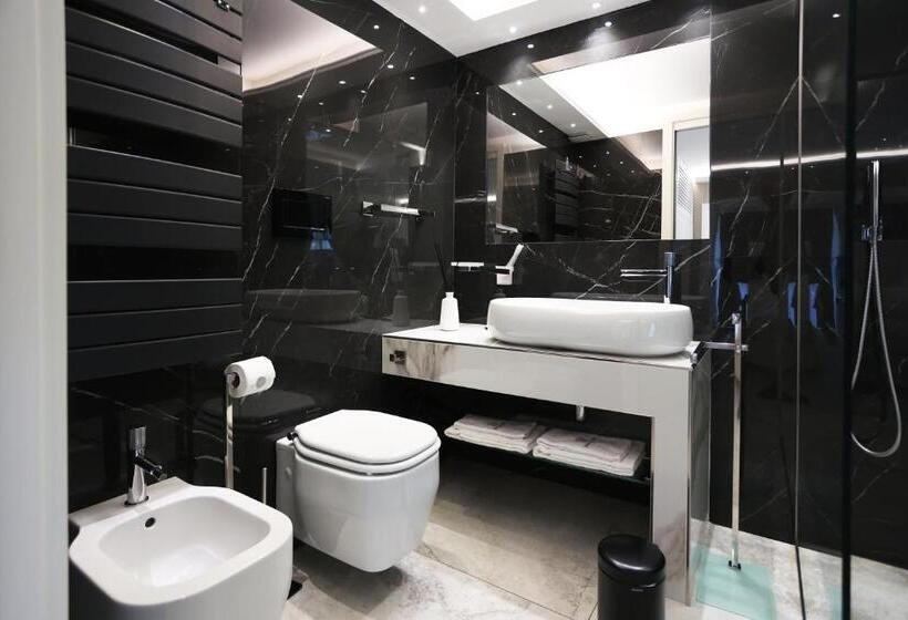 تختخواب و صبحانه Domus De Cinti