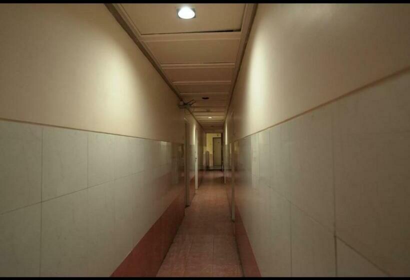 فندق Derby Lodging & Boarding By Wb Inn