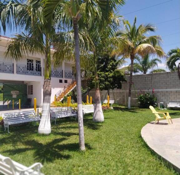 فندق Los Abuelos