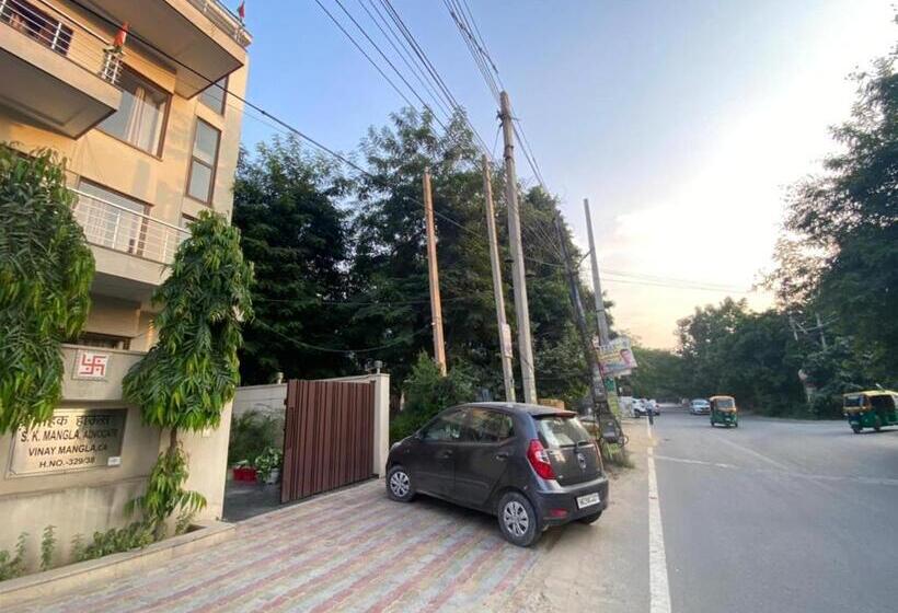 فندق Mahak Guest House By Wb Inn