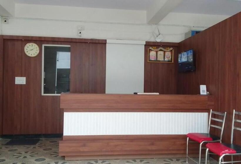 هتل New Shelton Suites