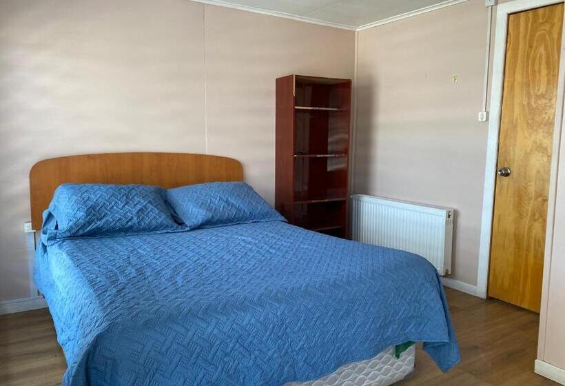 تختخواب و صبحانه World S End Hostal