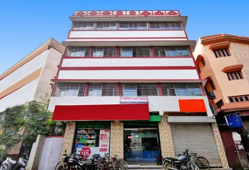 ホテル Goroomgo Vhyom Sky Palace Near Sakherbazar Metro Station Kolkata