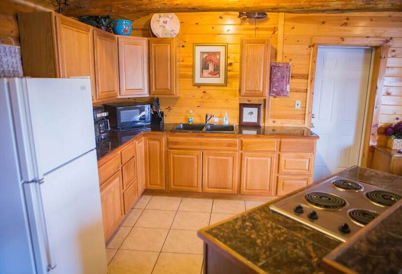 هتل Anglers Lodge