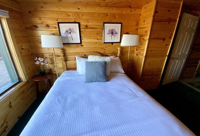 هتل Anglers Lodge