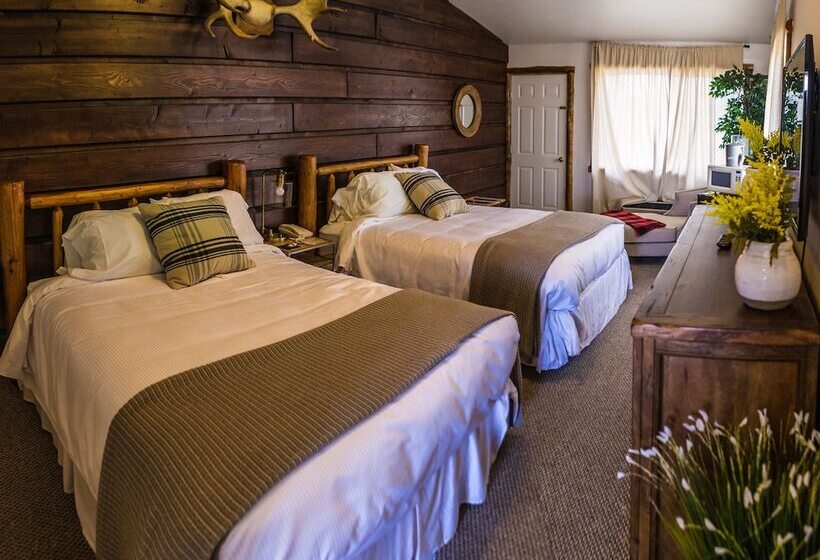 هتل Anglers Lodge