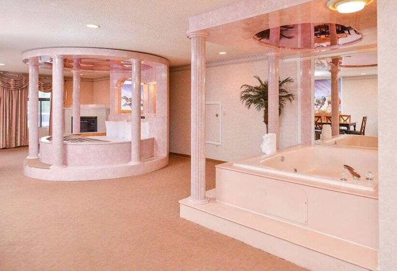 Atlantis Family Waterpark Hotel, Ascend Hotel Collection