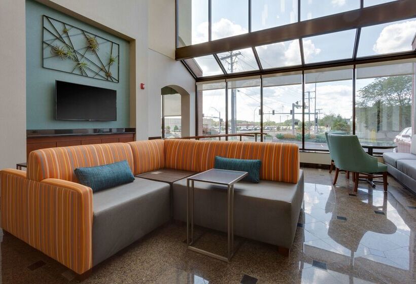 هتل Drury Inn & Suites Columbia Stadium Boulevard