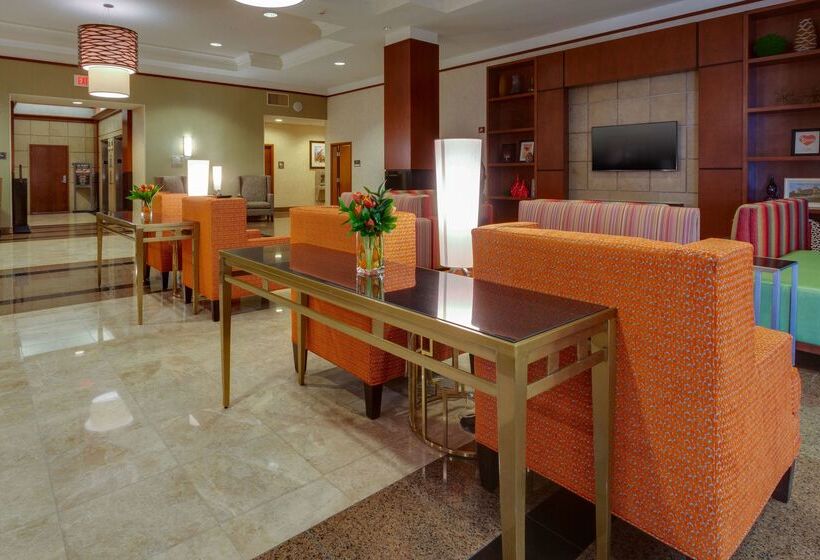هتل Drury Inn & Suites St. Louis Forest Park
