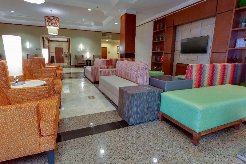 هتل Drury Inn & Suites St. Louis Forest Park