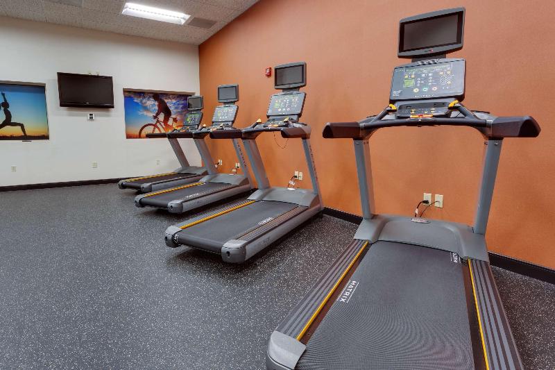 هتل Drury Inn & Suites St. Louis Forest Park