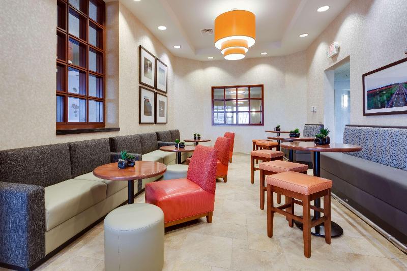 فندق Drury Inn & Suites St. Louis/o Fallon, Il