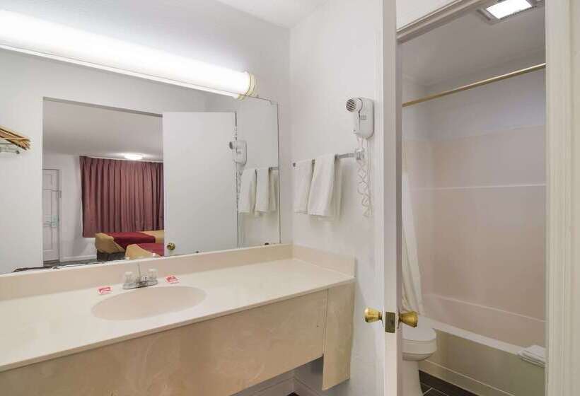 هتل Econo Lodge Calhoun North Damascus