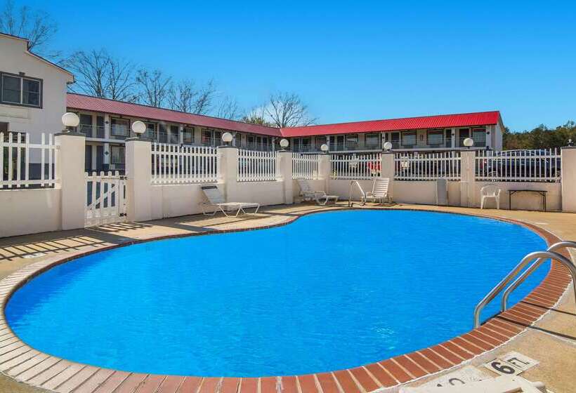 هتل Econo Lodge Calhoun North Damascus