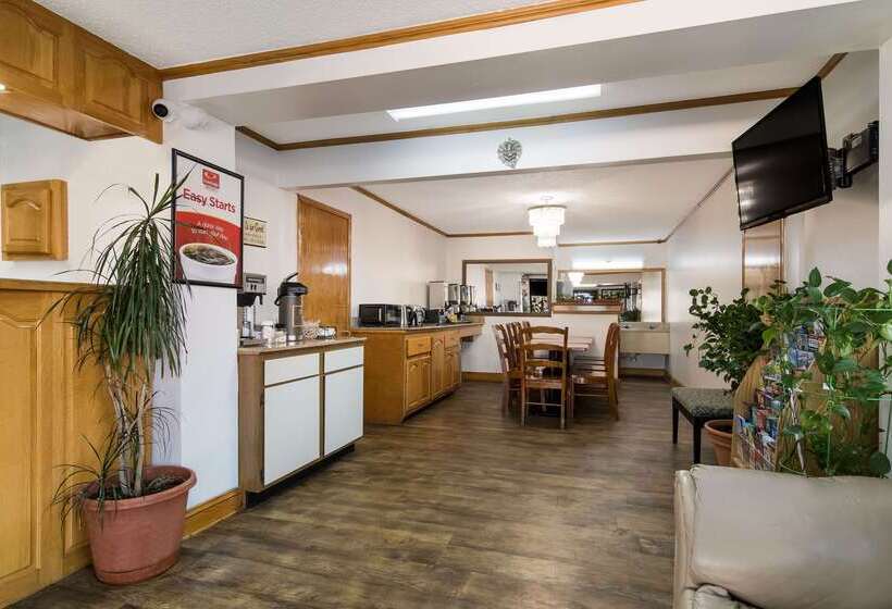 هتل Econo Lodge Calhoun North Damascus