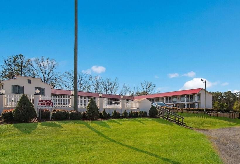 هتل Econo Lodge Calhoun North Damascus