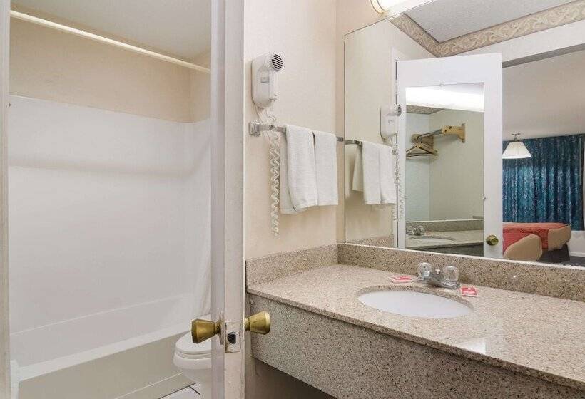 هتل Econo Lodge Calhoun North Damascus