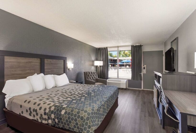 فندق Econo Lodge Cave City