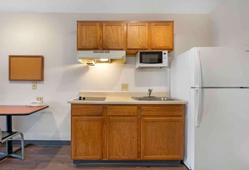 בית מלון כפרי Extended Stay America Select Suites  Cincinnati  Sharonville