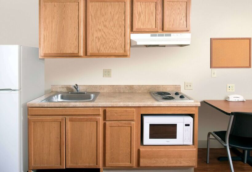 هتل Extended Stay America Select Suites  Jackson  South