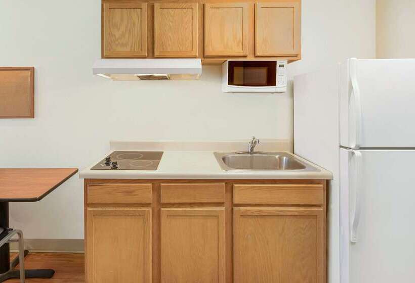 هتل Extended Stay America Select Suites Jackson South