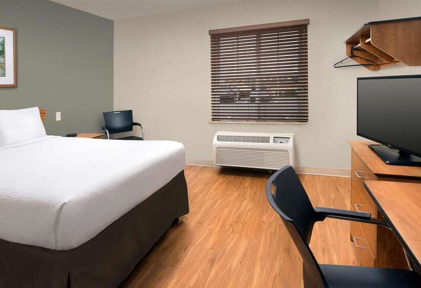 בית מלון כפרי Extended Stay America Select Suites  Oklahoma City  Norman