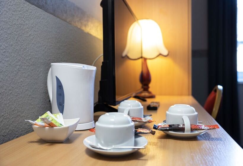 Fotos del hotel Queen Mary:  11